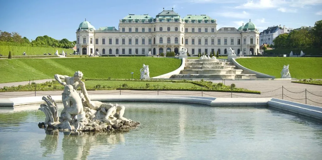 Royal Jordanian Vienna ticket Office in Austria