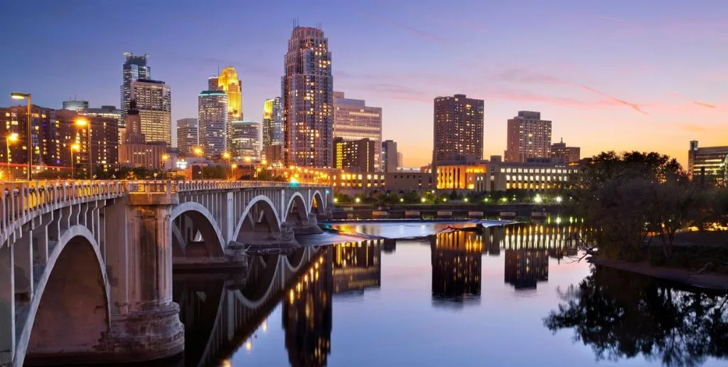 Frontier Airlines Minneapolis Airport office in Minnesota