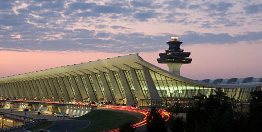 Alaska Airlines Dulles Airport Office in Washington