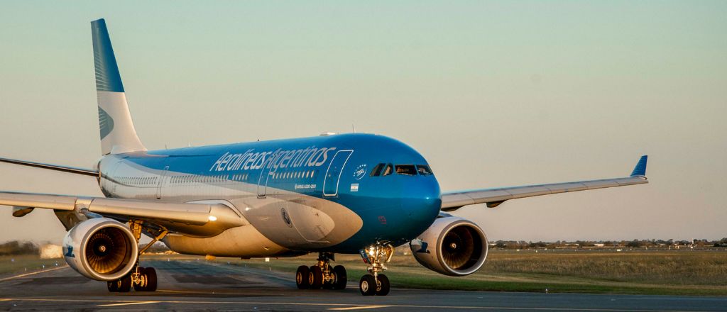 Aerolineas Argentinas Airlines Cancun International Airport Terminal (CUN)